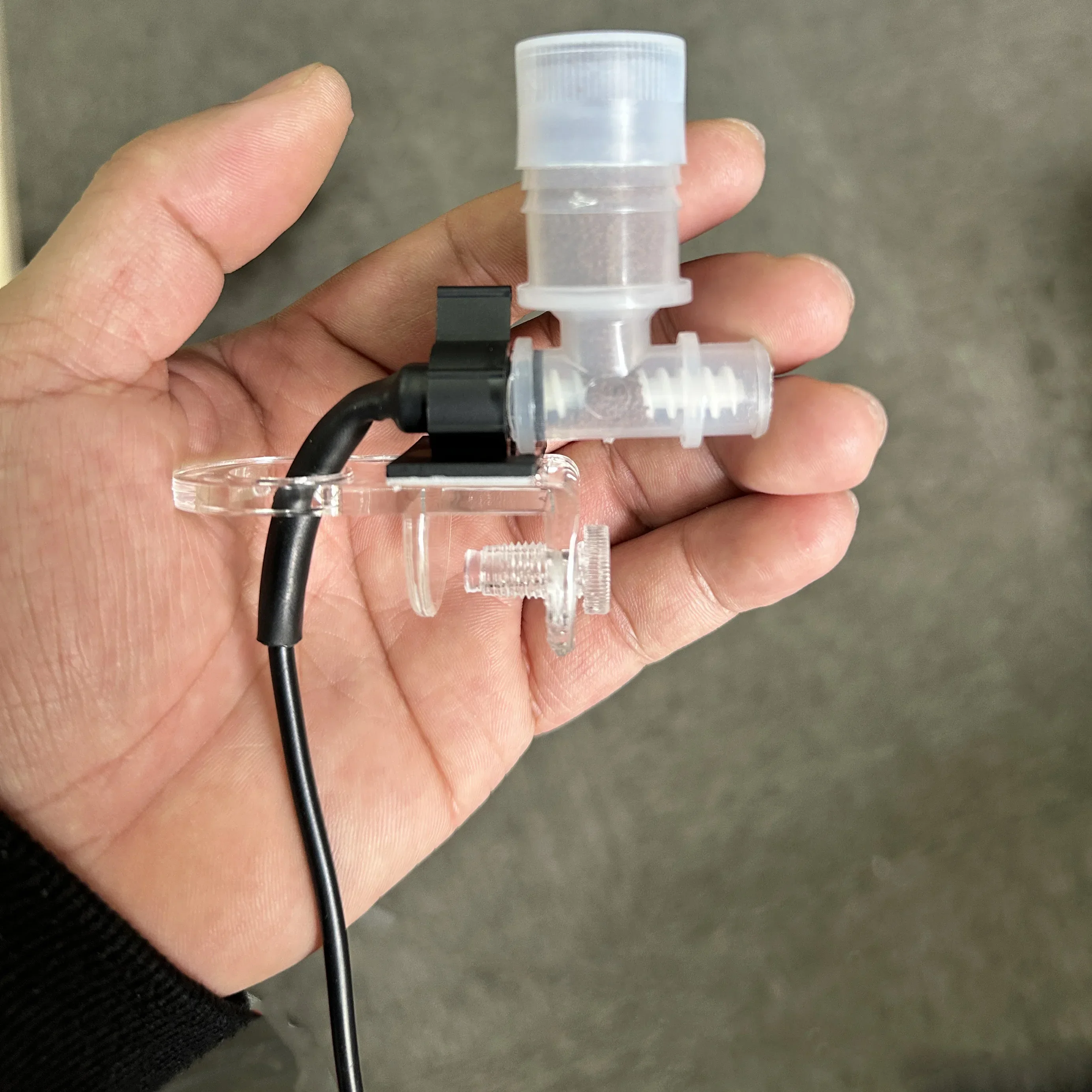 最高の自動魚フィーダー - 水族館用 WiFi スマートフィ - Aquarium Fish Holiday Food のレビューと価格